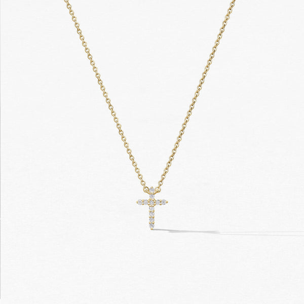 Hearts on Fire Signature Stationed Cross Pendant