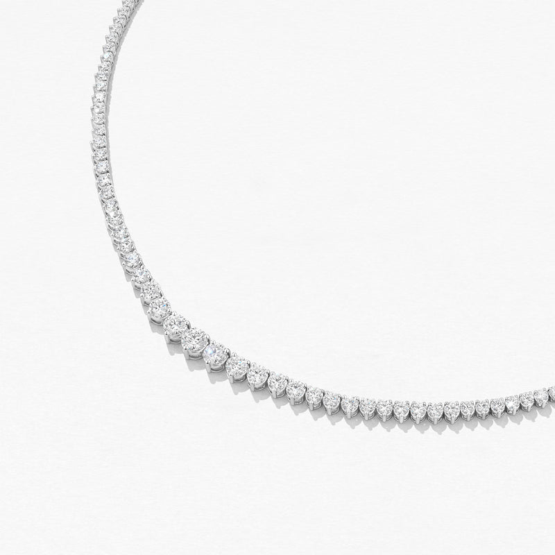 Hearts on Fire 8 cttw Temptation Graduated Tennis Necklace