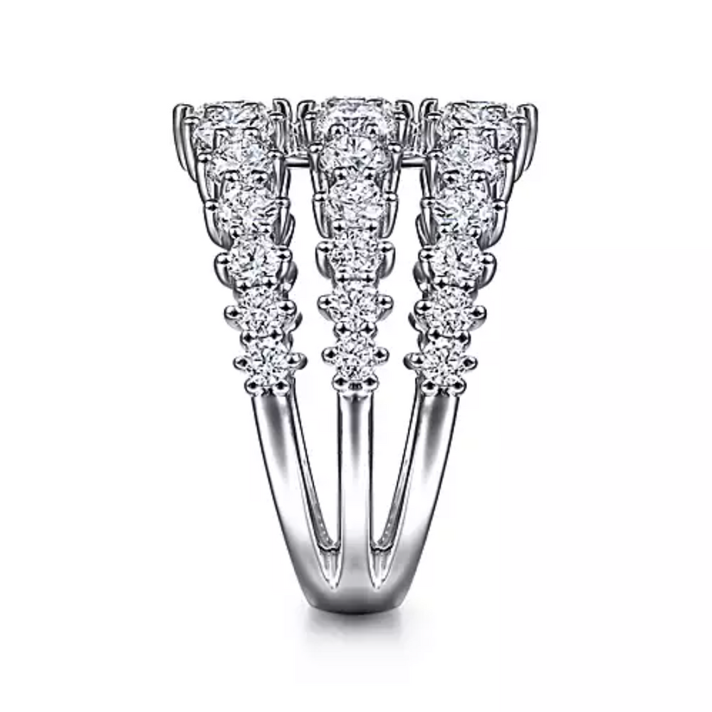 【ベティ】リング3点 Betty 1 3/8 ct tw. Lab Grown Round Solitaire Trio Set 10K